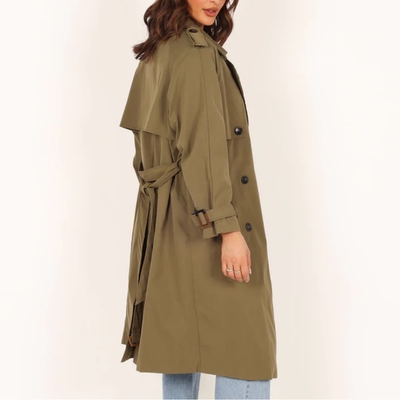 Oversized Trench Coat - Picture 2 of 8